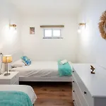 Silvercoast - Swimming Pool & Jacuzzi